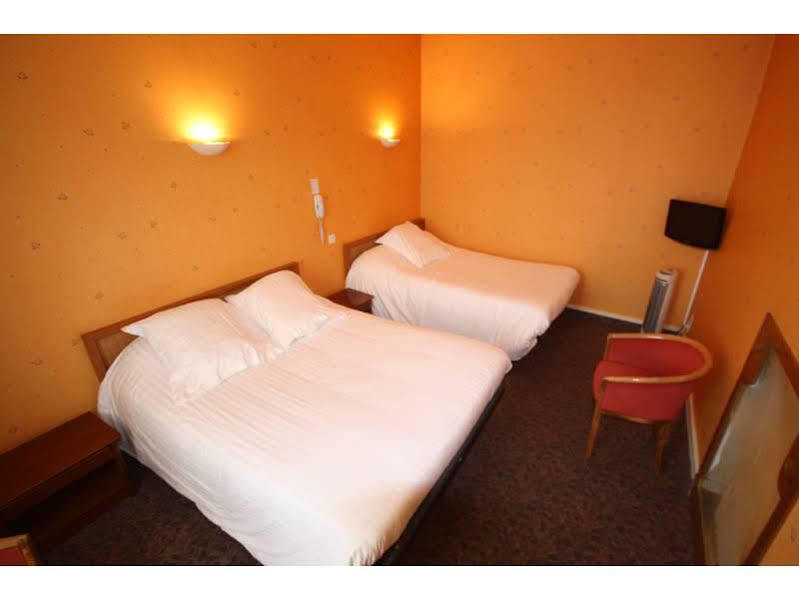 Hotel Le Petit Billot Vitré Zewnętrze zdjęcie